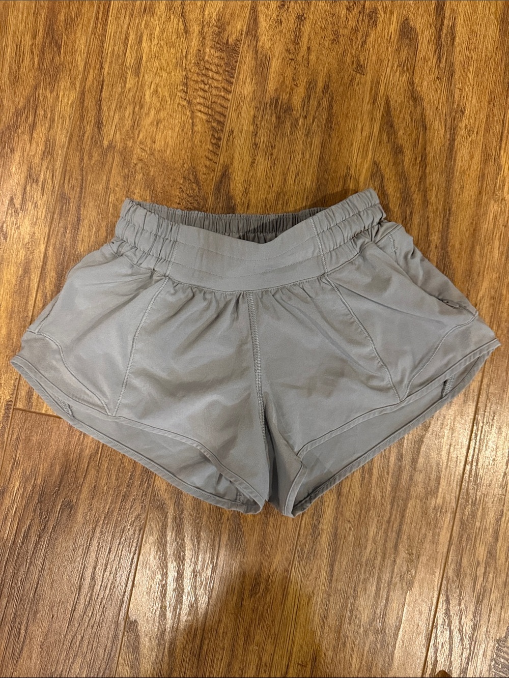 Lululemon hotty hot low rise 2.5
